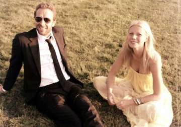 conscious uncoupling gwyneth paltrow splits with husband chris martin see pics