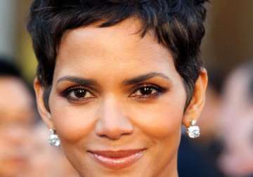 halle berry to launch tv production company