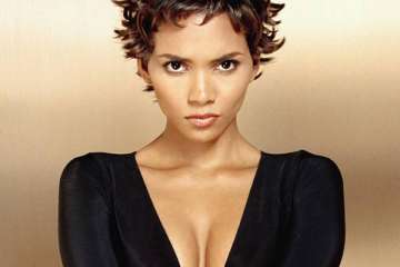 halle berry likes natural look