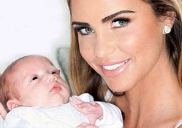 katie price worried about daughter s health