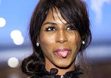 sinitta goes crazy at new year s eve parties