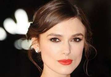 keira knightley expecting her first child