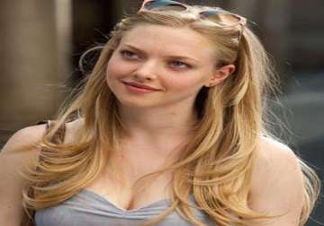 boxing helps amanda seyfried to stay fit