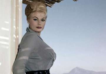 la dolce vita star anita ekberg dead