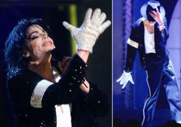 michael jackson s iconic white glove to be auctioned for 20 000