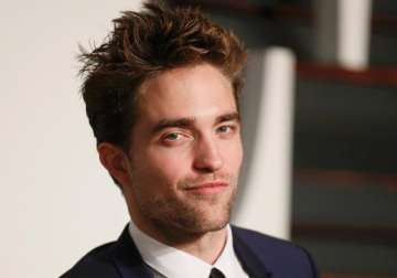 robert pattinson to star in a sci fi movie