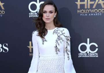 keira knightley expecting her first child