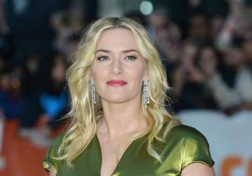 kate winslet plans festival of parties for 40th b day