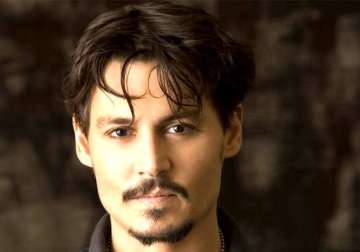 johnny depp skips filming due to illness