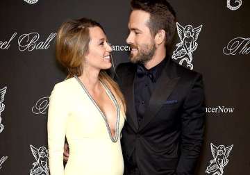 blake lively ryan reynolds become parents