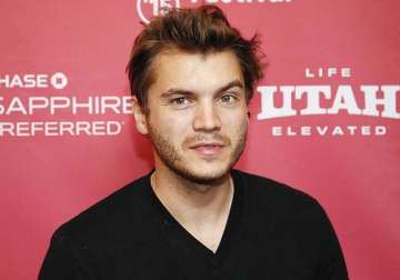 emile hirsch charged with felony