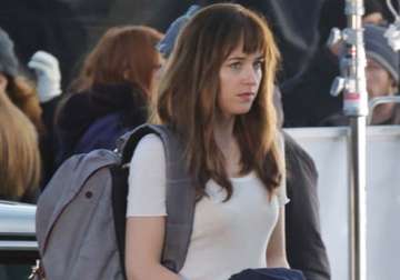 dakota johnson anxious about fame