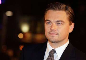 leonardo dicaprio left club with 20 women