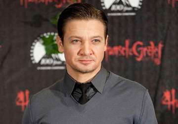 jeremy renner confirms marriage