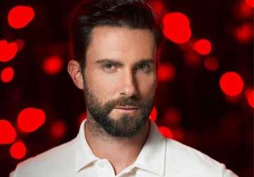 adam levine paid fan s rent for a month