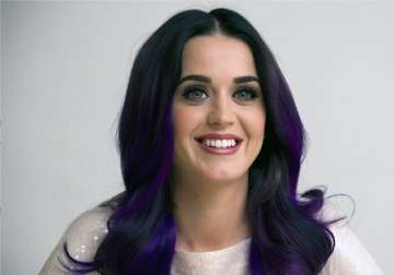 katy perry s fans to star with her in commercial