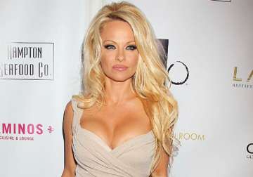 pamela anderson makes kids sign contracts