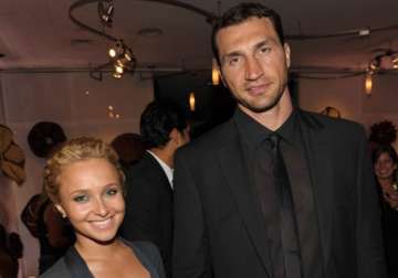 actress hayden panettiere fiance wladimir klitschko welcome their first child