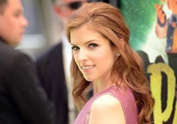 anna kendrick admits being drunk in an interview