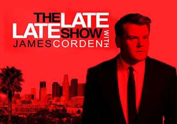 hanks kunis to appear on the late late show
