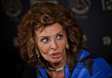 sophia loren celebrates 80th birthday with an exhibition