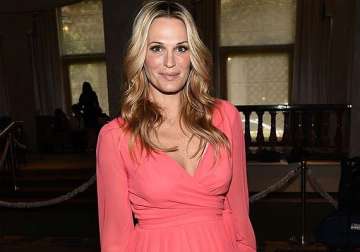 molly sims exhausted during festive season