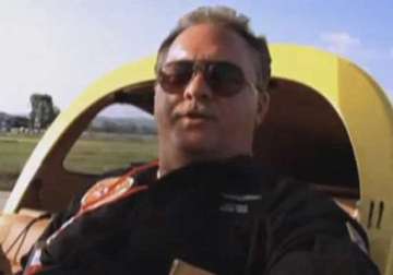 iron man stuntman dies in plane crash