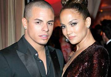 is jlo bored of casper smart