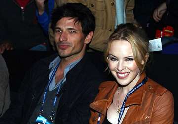 it s a splitsville for kylie minogue and beau andres velencoso