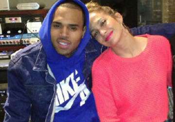 jlo chris brown to perform at billboard awards