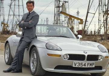 james bond car sells for nearly 400 000