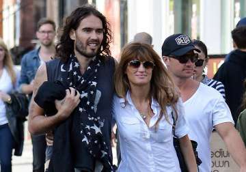 jemima khan finds russell obsessive