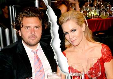 it s splitsville for jennie garth boyfriend michael shimbo