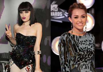 jessie j keen to work with miley cyrus