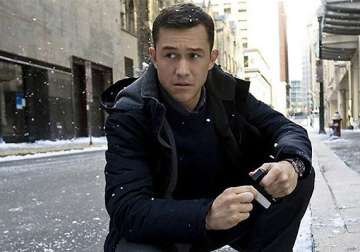 joseph gordon levitt to walk the clouds to star in to walk the clouds