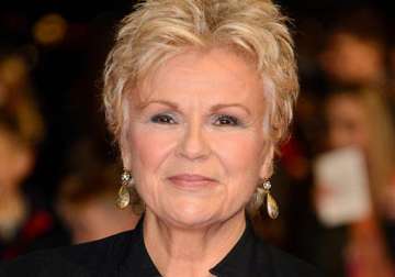 julie walters to receive bafta fellowship