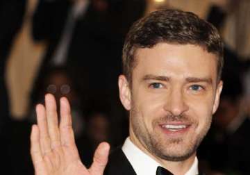 justin timberlake drank beer to prepare for his role with ben affleck