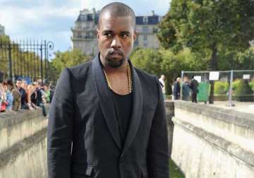 kanye compares press criticism to slavery