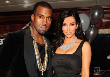 kanye doesn t want vera wang to design wedding gown for kim