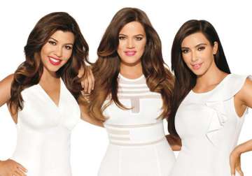 kardashian sisters get beauty tips from mom