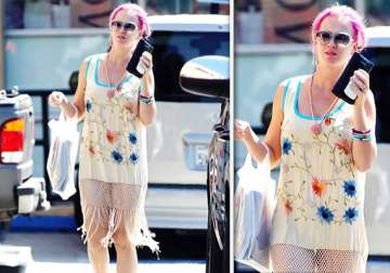 katy perry in barely there tassel outfit and bright pink hair