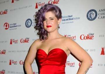 kelly osbourne in no rush to have kids