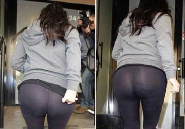 kim kardashian suffers wardrobe malfunction flashes her underwear view pics