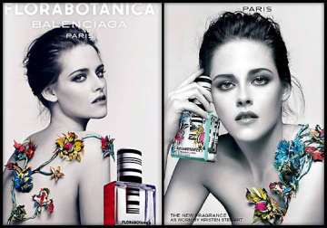 kristen stewart pose topless for perfume ad