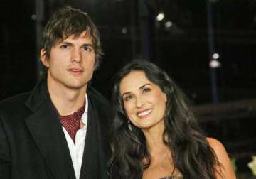 kutcher kunis relation still bothers moore