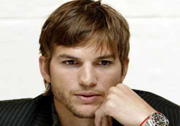 kutcher likely to sign 10 mn endorsement deal