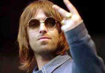 liam gallagher s gig to benefit japan raises 1 50 000