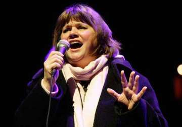 linda ronstadt says she can t sing due to parkinson s