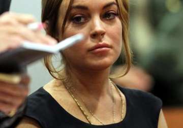 lohan strikes 2mn deal with winfrey