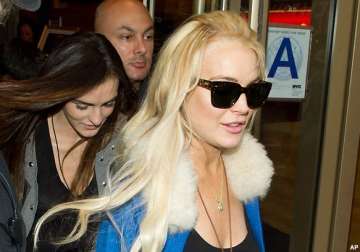 lohan rejects judge s plea offer in theft case